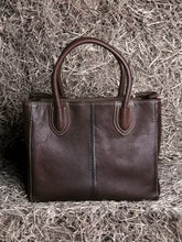 Elegant Leather Tote Bag – Women’s Full-Grain Handbag with Multiple Compartments & Shoulder Strap